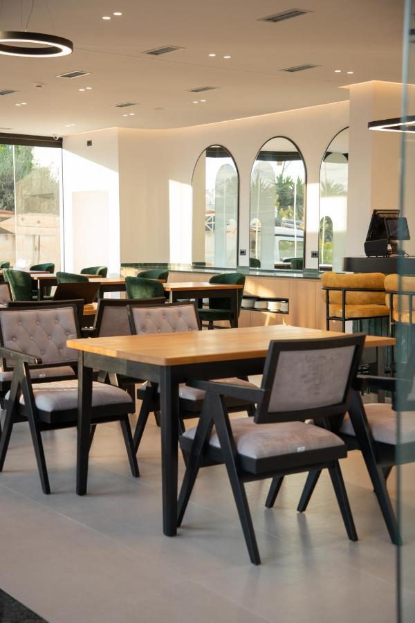 Colosseum Hotel 사밀 외부 사진