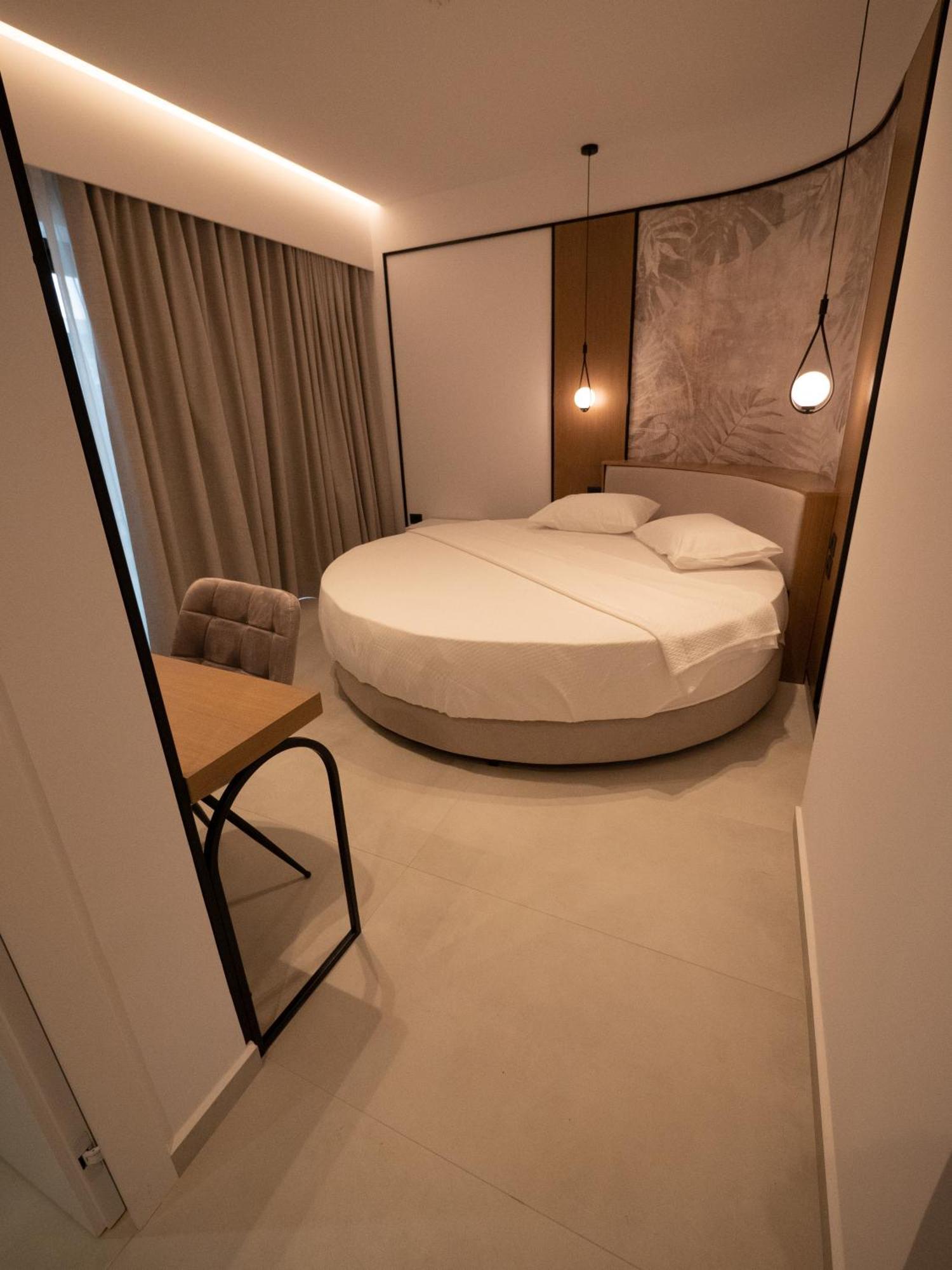 Colosseum Hotel 사밀 외부 사진