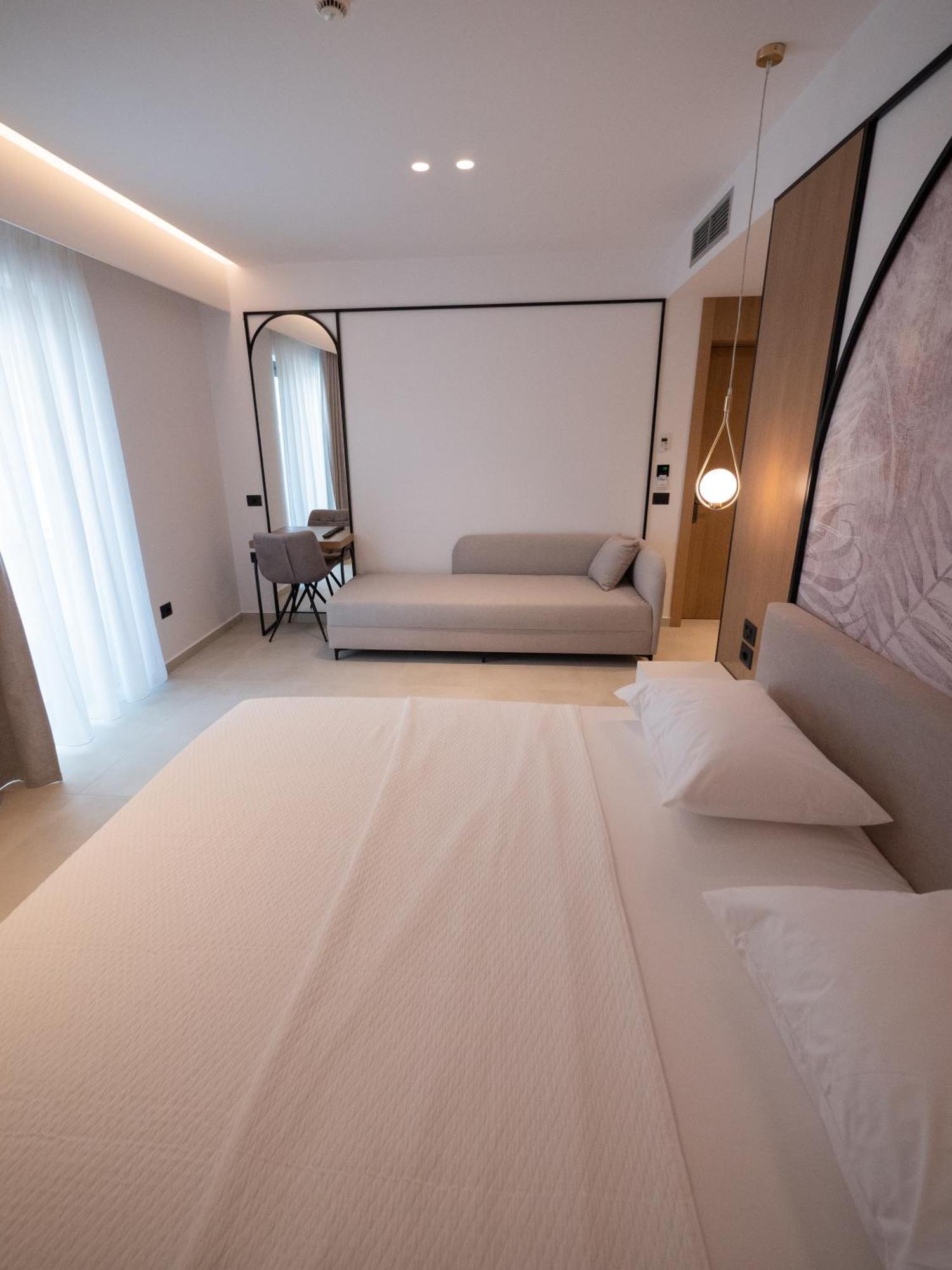 Colosseum Hotel 사밀 외부 사진