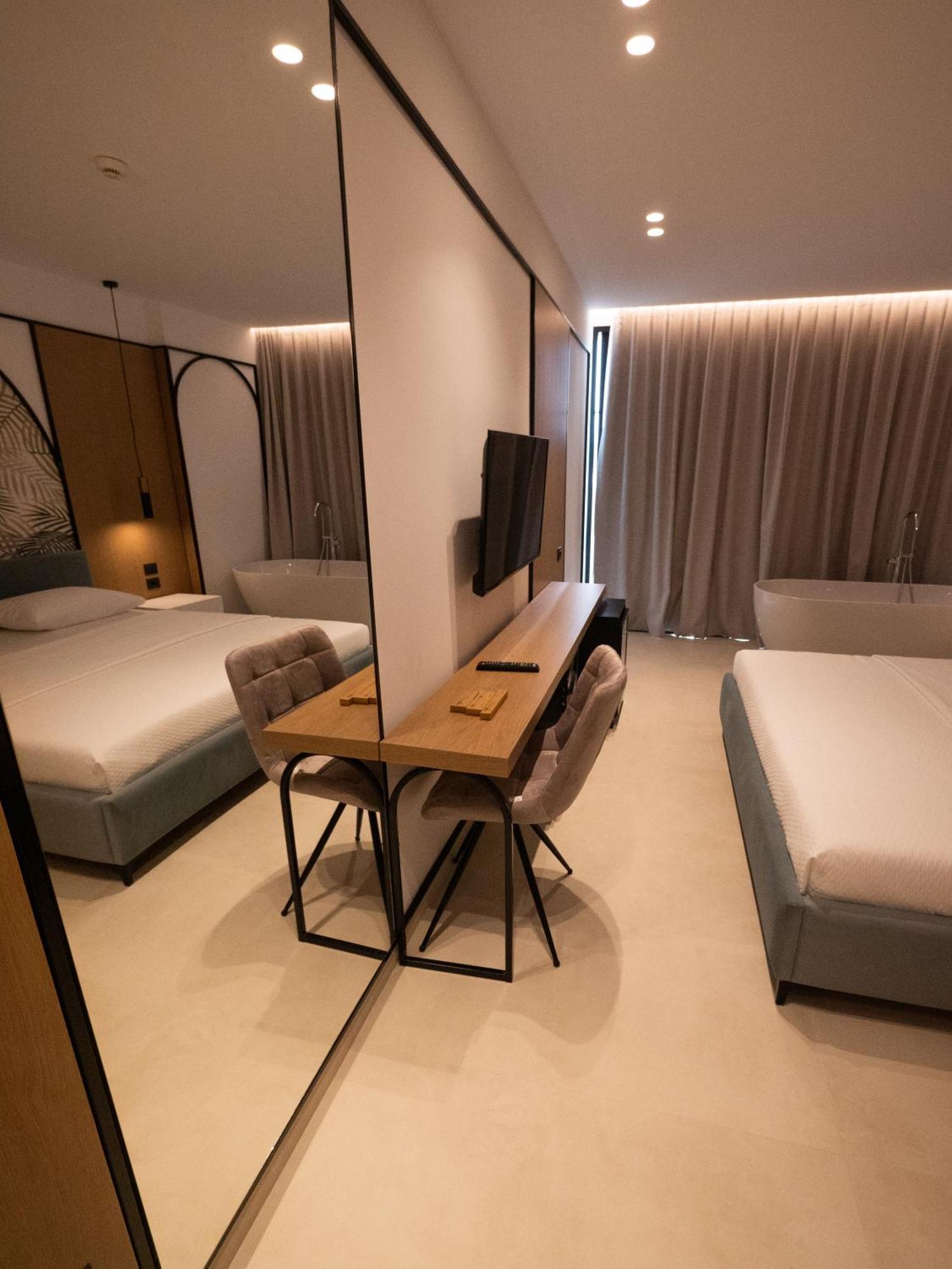 Colosseum Hotel 사밀 외부 사진